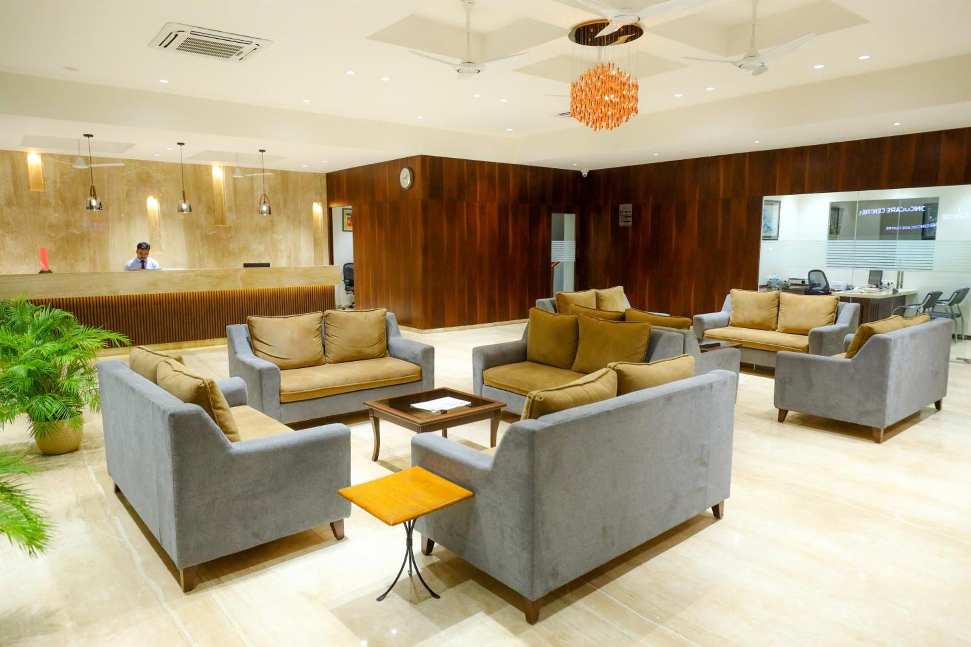 Hotel Atithi, Aurangabad Buitenkant foto
